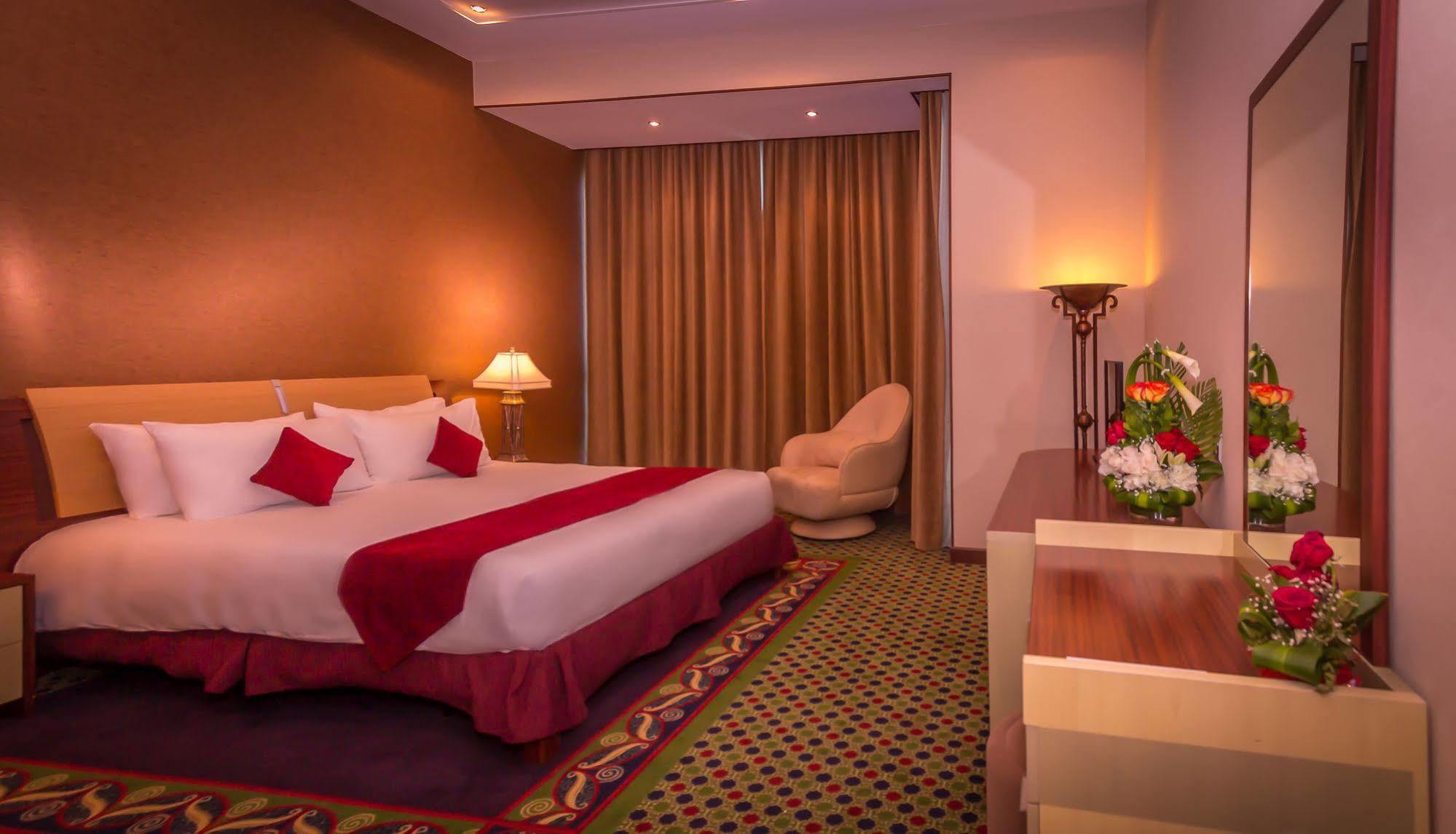 City Center Hotel Manama Eksteriør billede